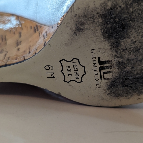 JLo Carleigh Sillea Silver Leather wedges - Picture 8 of 9